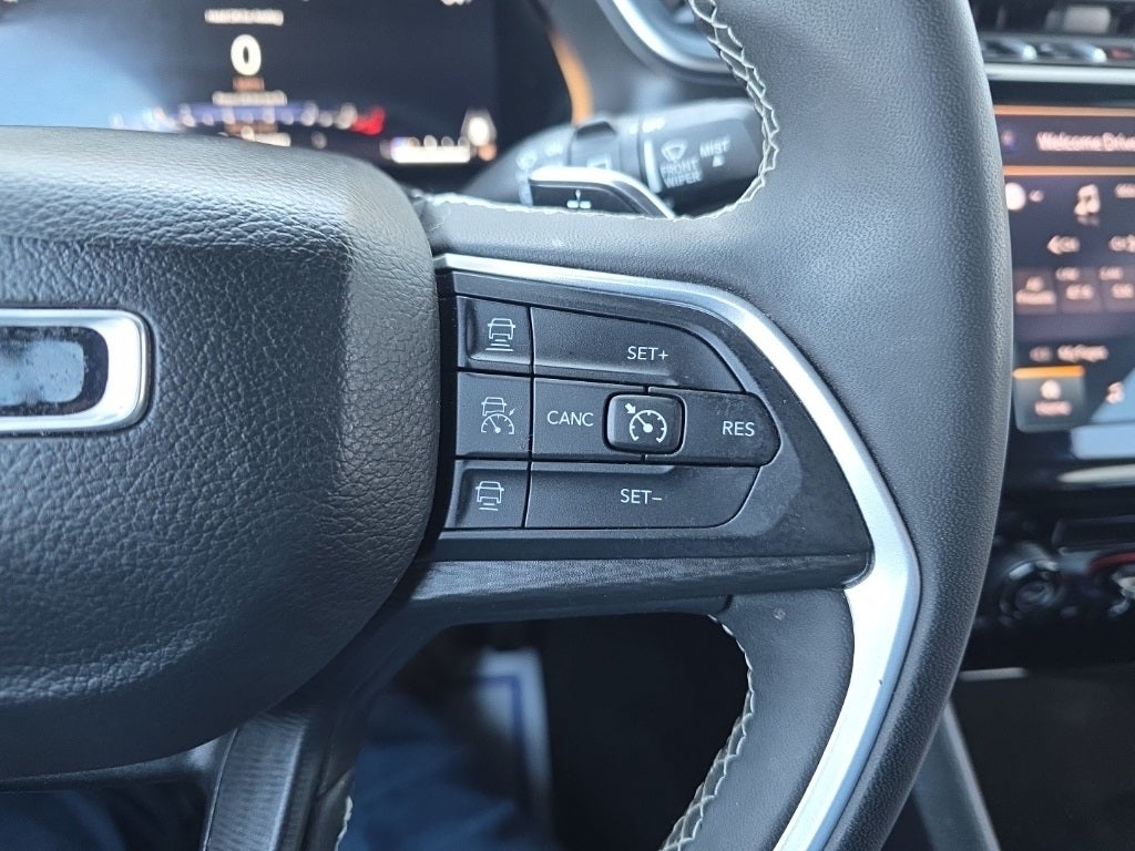 2023 Jeep Grand Cherokee Laredo