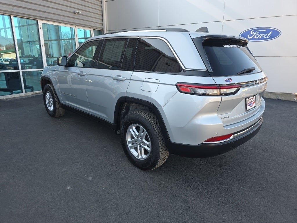 2023 Jeep Grand Cherokee Laredo