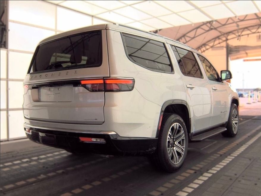 2023 Jeep Wagoneer Series II