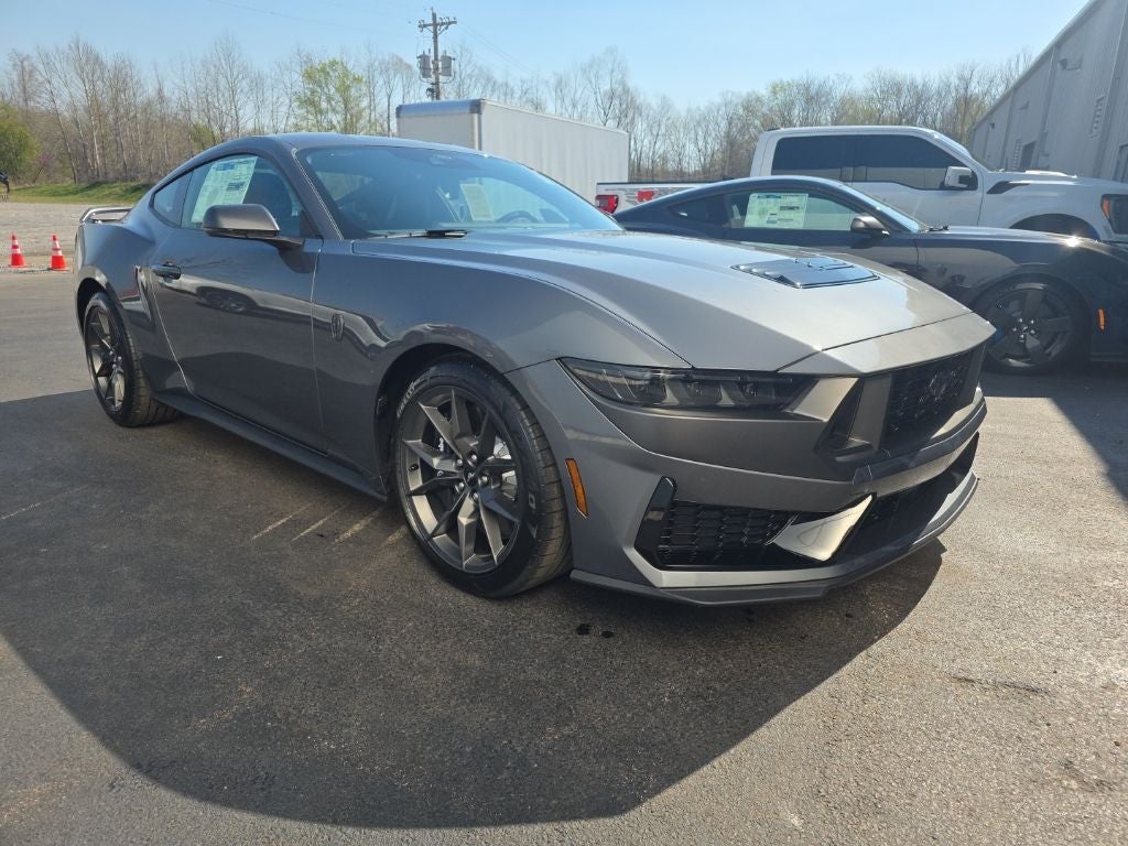 2026 Ford Mustang Dark Horse