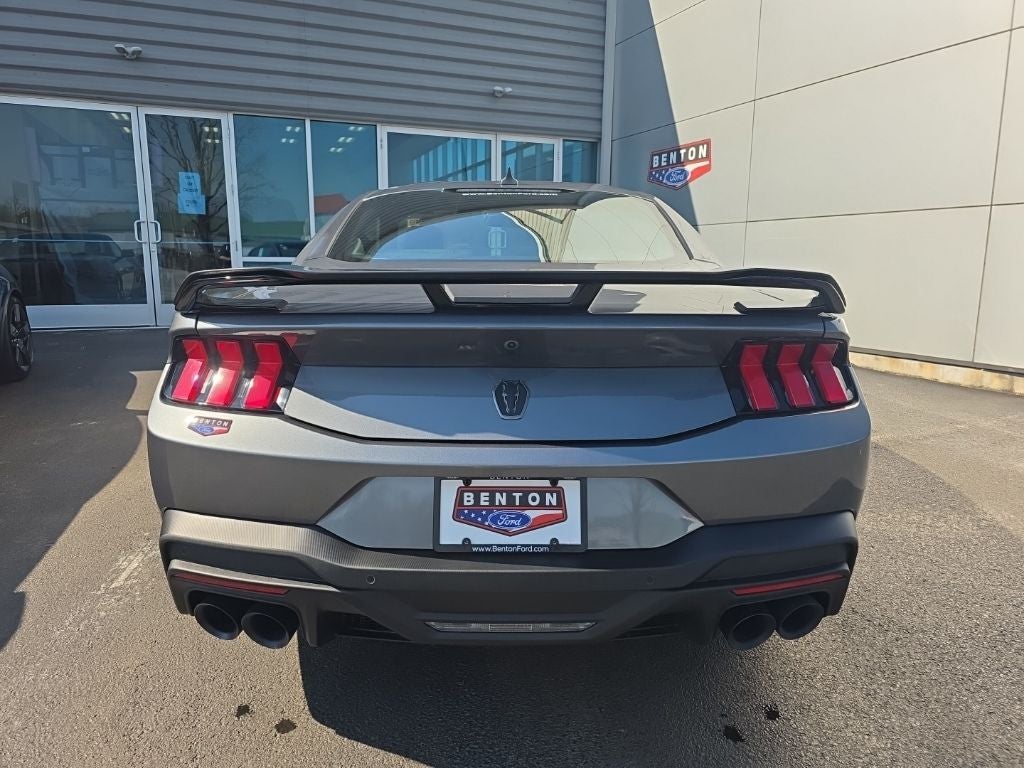 2026 Ford Mustang Dark Horse