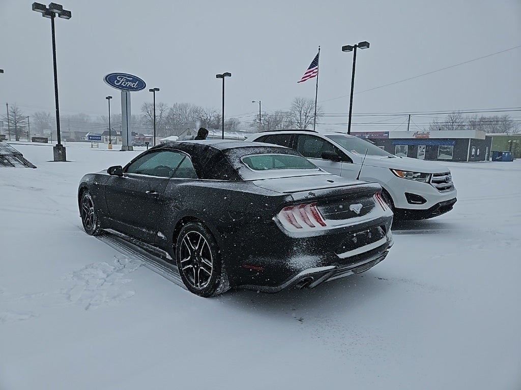 2022 Ford Mustang EcoBoost Premium