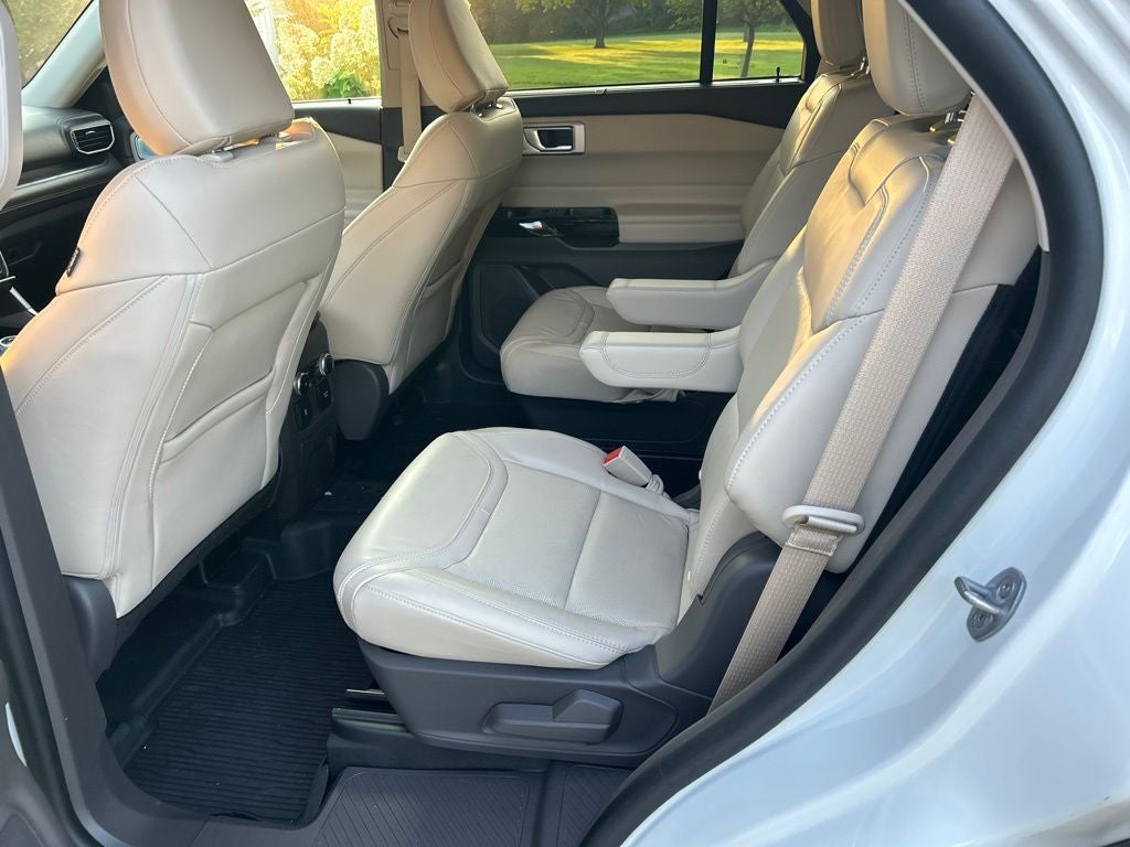 2022 Ford Explorer Platinum