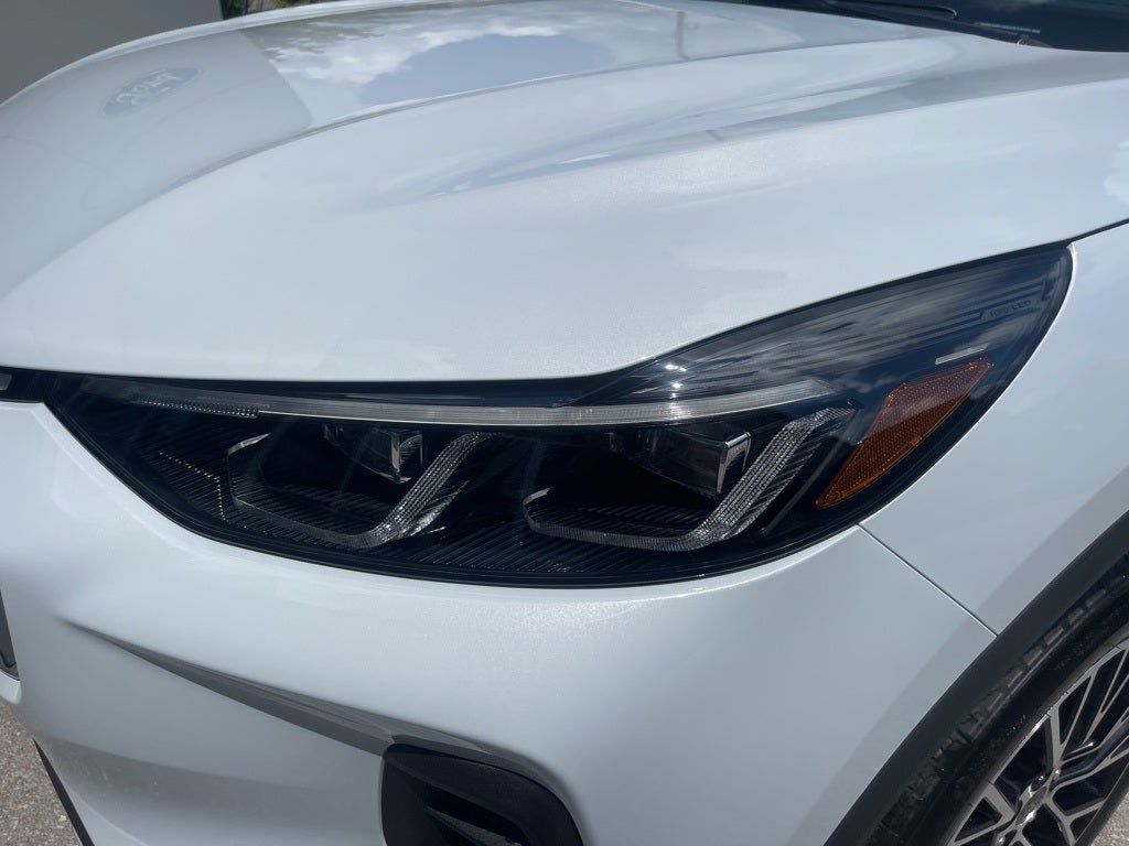 2025 Ford Escape Plug-In Hybrid Base