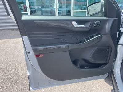 2025 Ford Escape Plug-In Hybrid Base