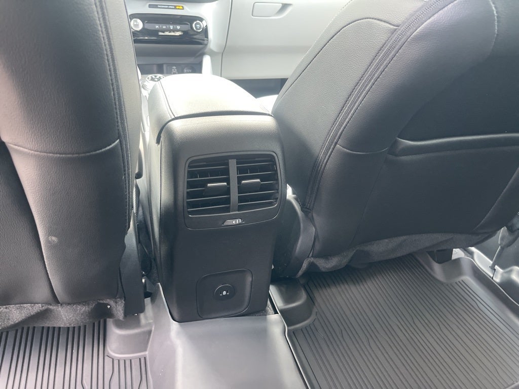 2025 Ford Escape Plug-In Hybrid Base