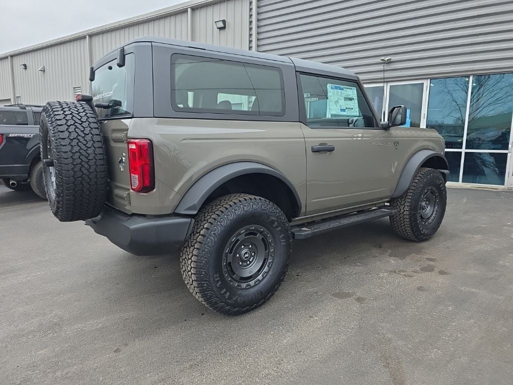 2025 Ford Bronco Base