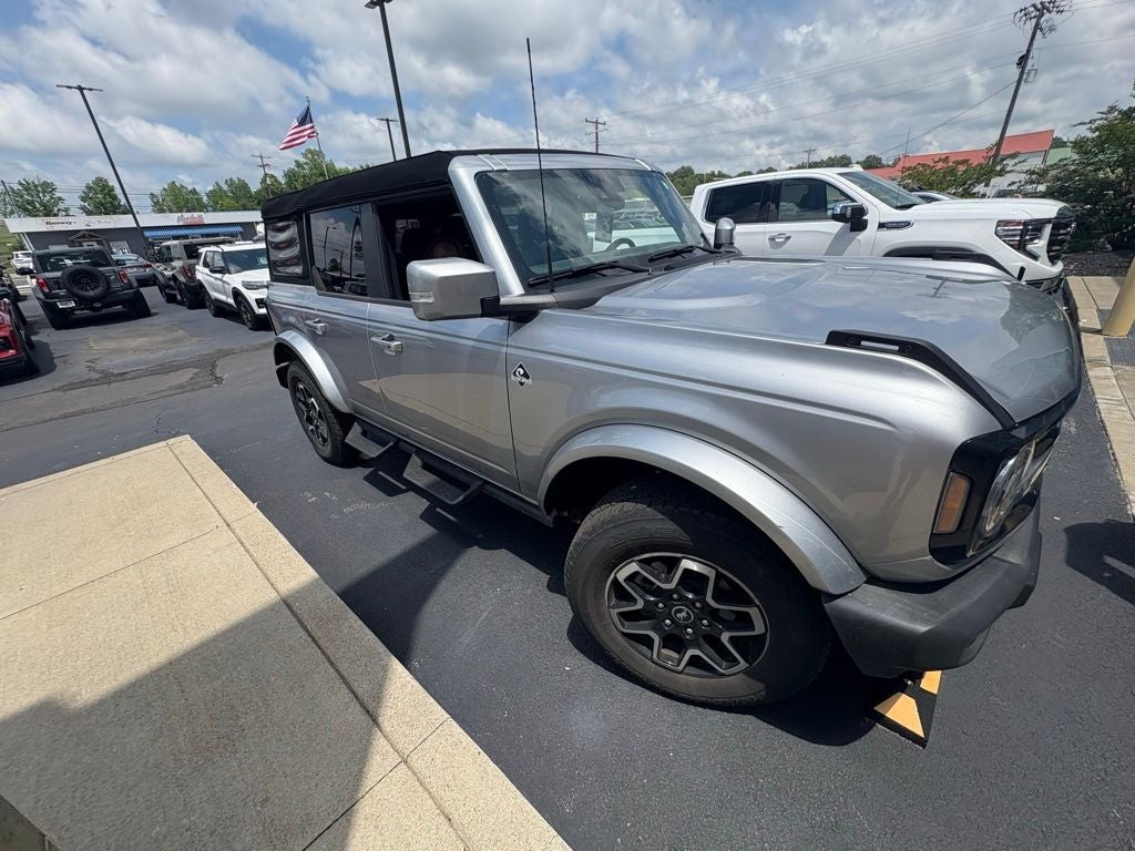 2024 Ford Bronco Outer Banks