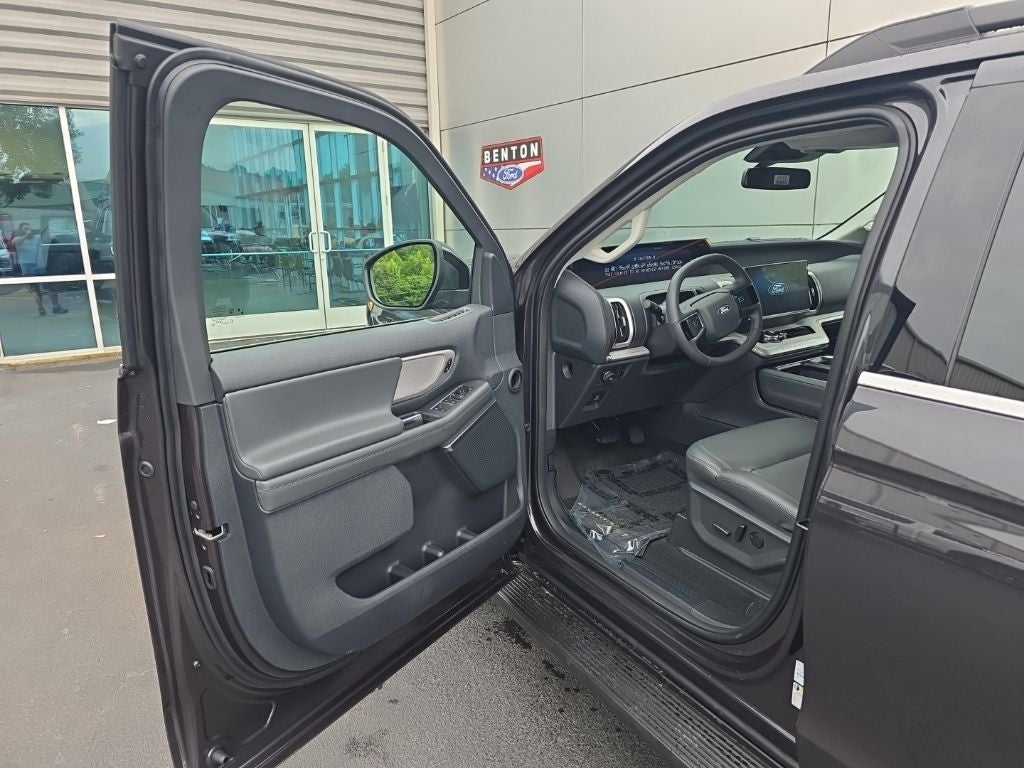 2027 Ford Expedition Max Active