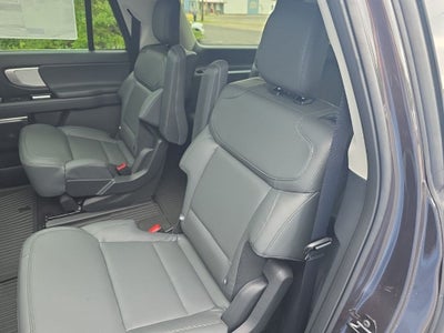 2027 Ford Expedition Max Active