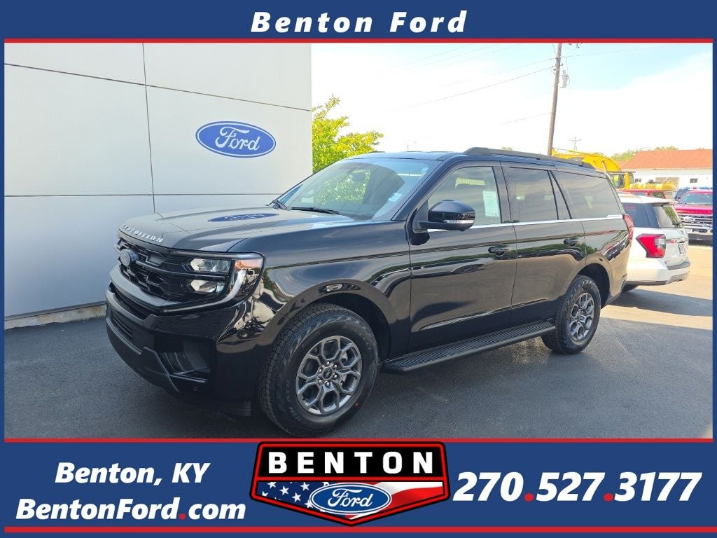 2026 Ford Expedition Active's photo