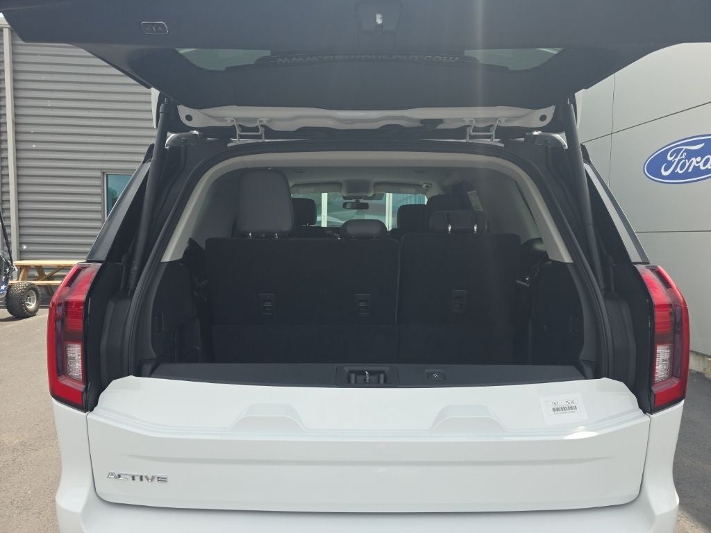 2026 Ford Expedition Active