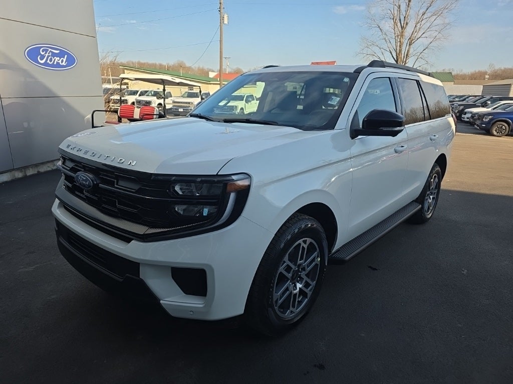 2026 Ford Expedition Active
