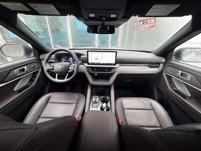 2027 Ford Explorer Platinum