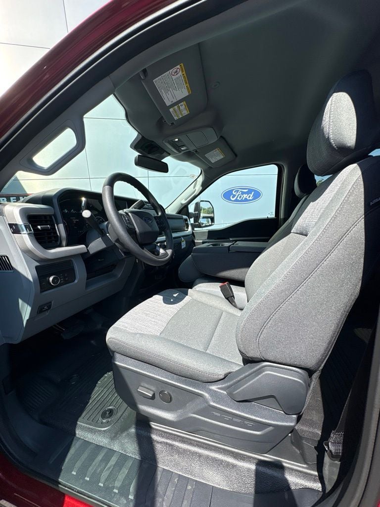 2027 Ford F-250SD XLT