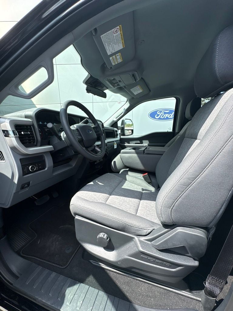 2027 Ford F-250SD XL