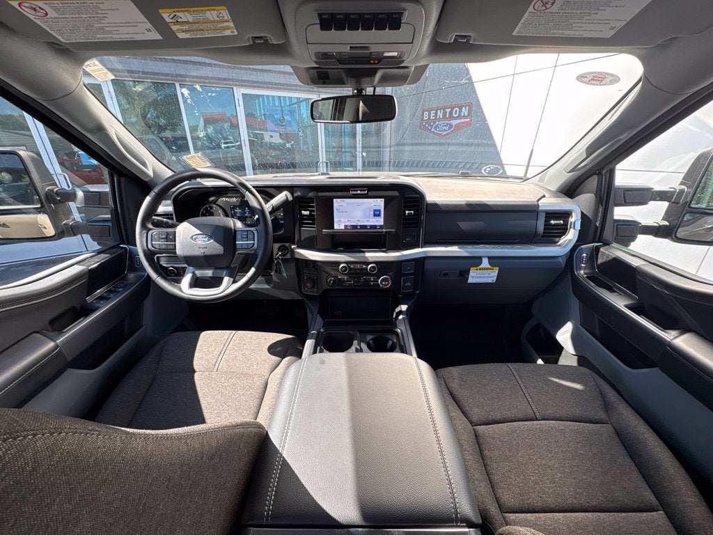 2027 Ford F-250SD XLT
