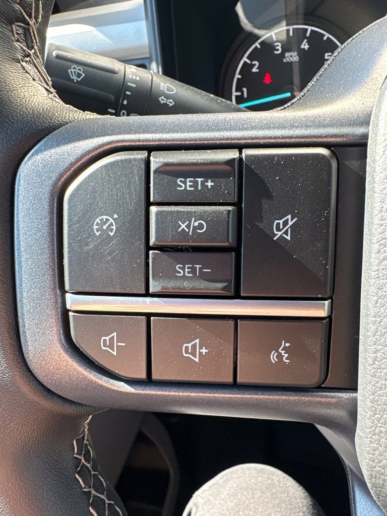 2027 Ford F-250SD XLT