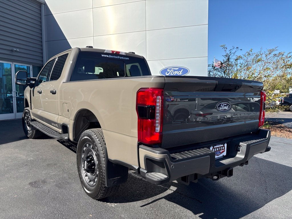 2027 Ford F-250SD XLT