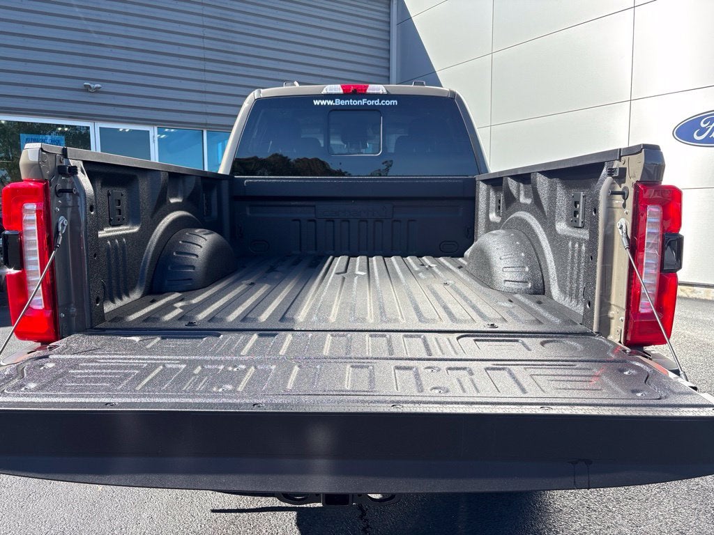 2027 Ford F-250SD XLT