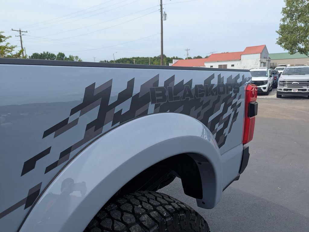 2026 Ford F-250SD Lariat Black OPS