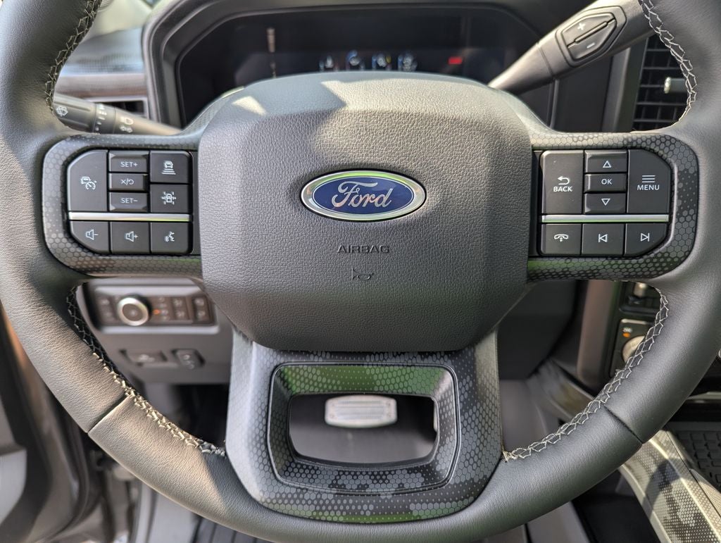2026 Ford F-250SD Lariat Black OPS