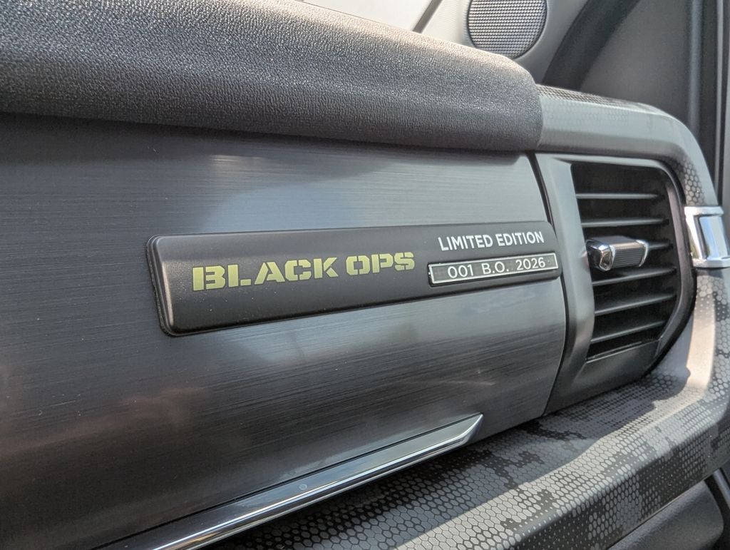 2026 Ford F-250SD Lariat Black OPS