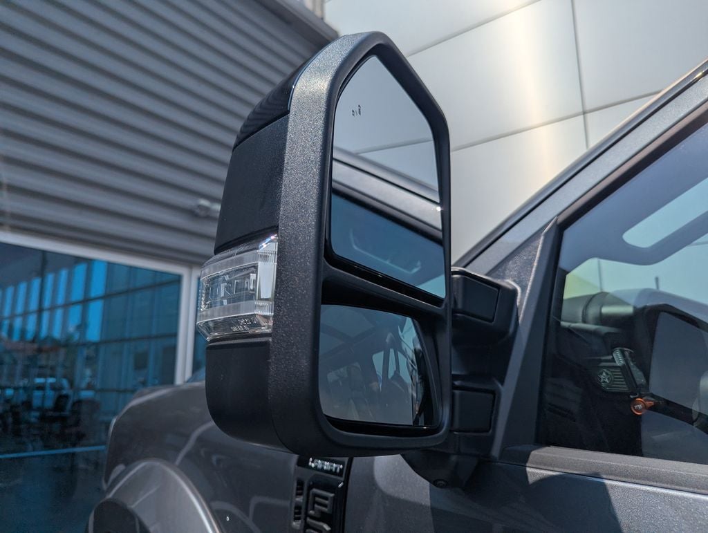 2026 Ford F-250SD Lariat Black OPS