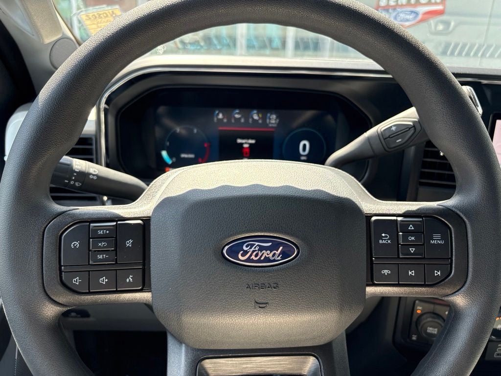 2027 Ford F-250SD XLT