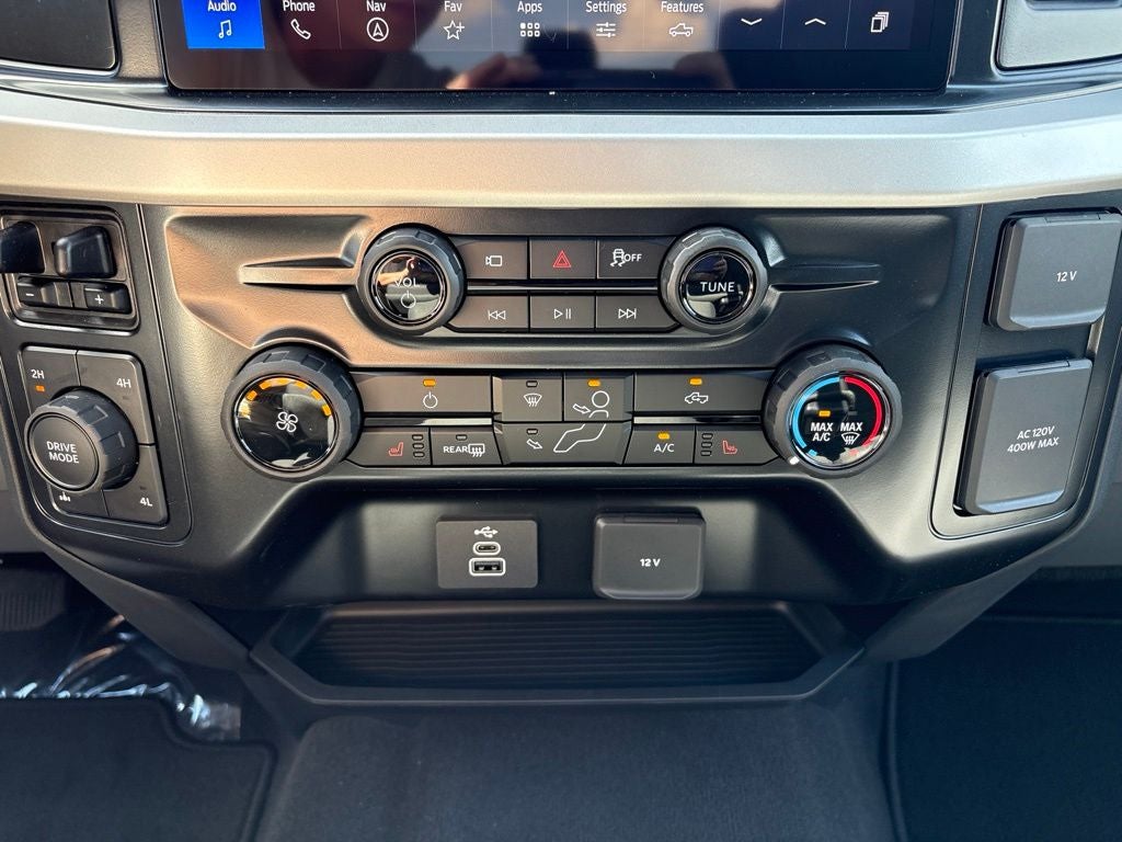2027 Ford F-250SD XLT
