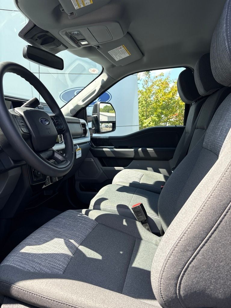 2027 Ford F-250SD XLT