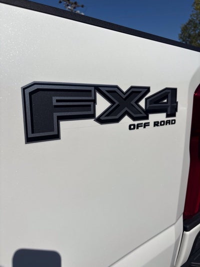 2027 Ford F-250SD Lariat