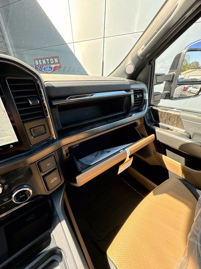2027 Ford F-250SD Lariat
