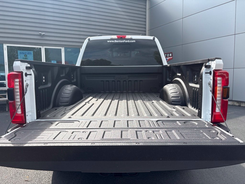 2027 Ford F-250SD XLT