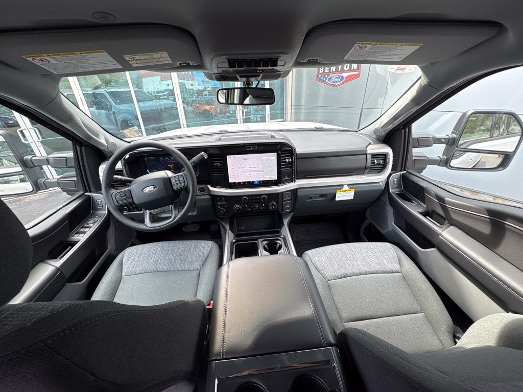 2027 Ford F-250SD XLT