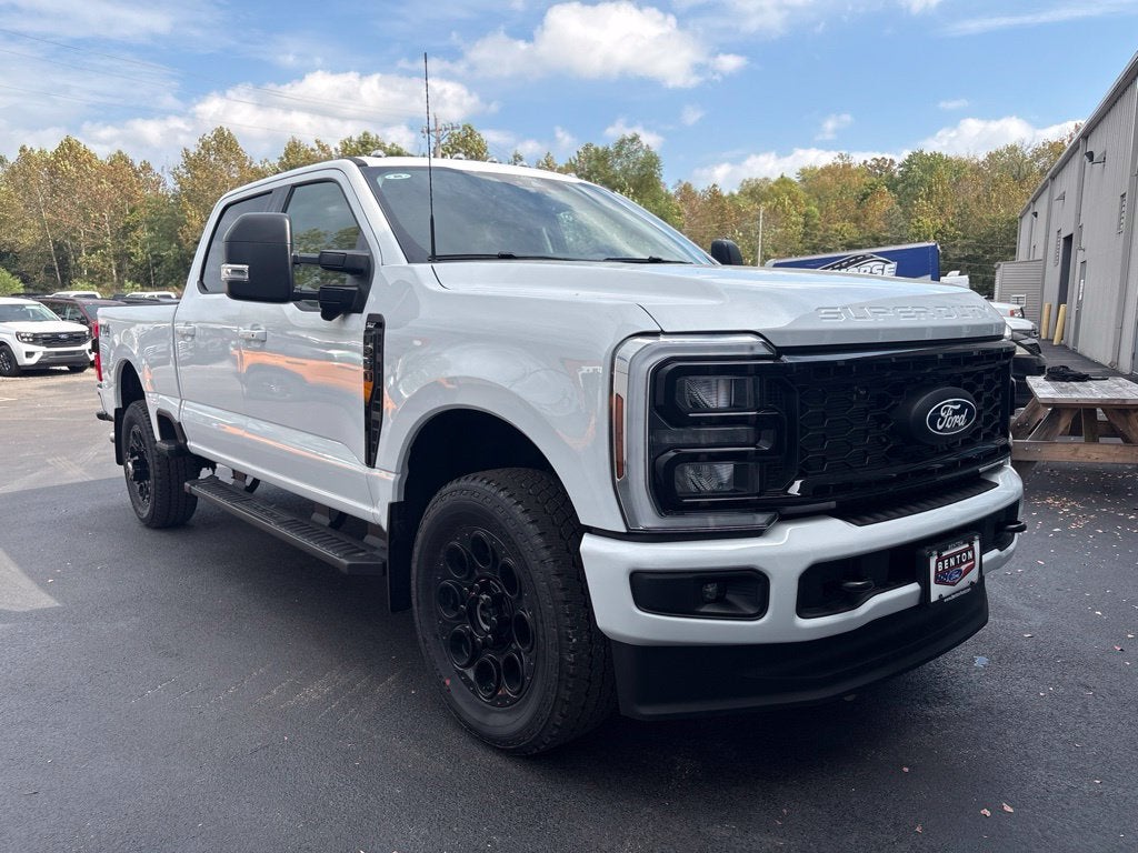 2027 Ford F-250SD XLT