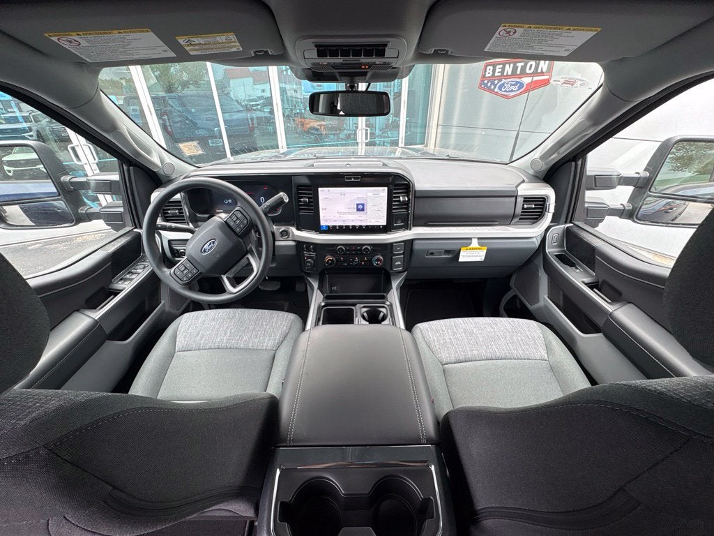 2027 Ford F-250SD XLT