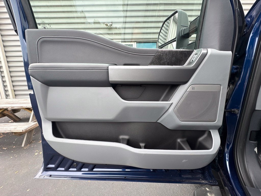 2027 Ford F-250SD XLT