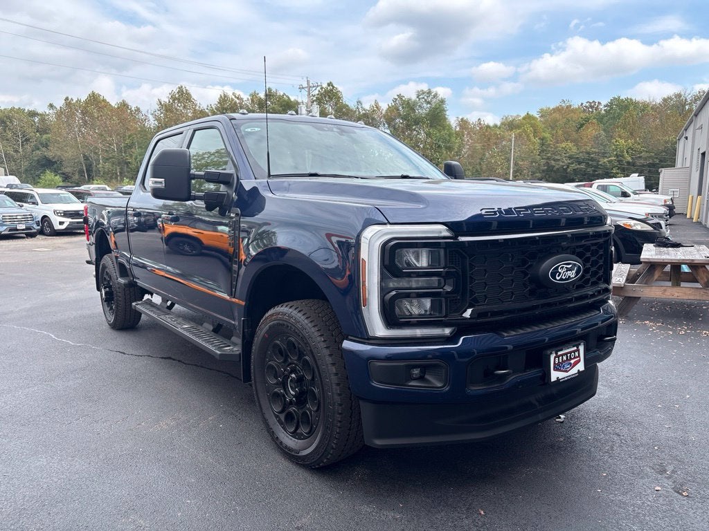 2027 Ford F-250SD XLT