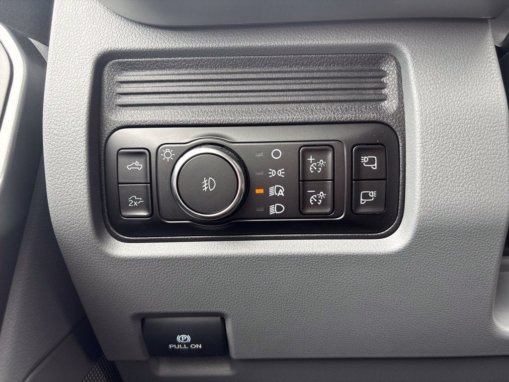 2027 Ford F-250SD XLT