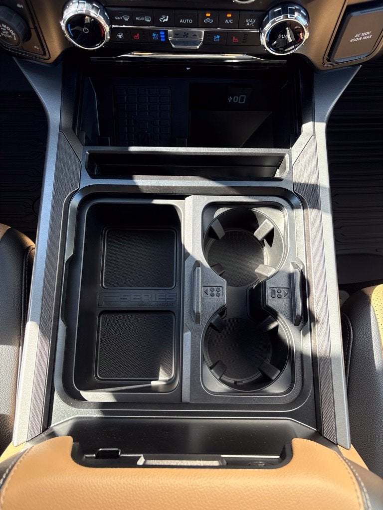 2027 Ford F-350SD Lariat