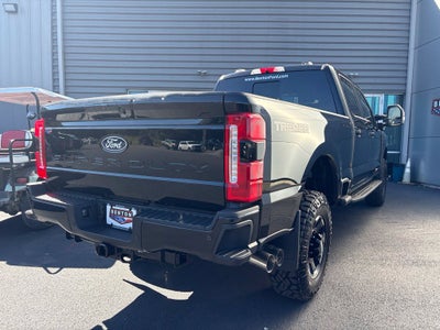2027 Ford F-350SD Lariat