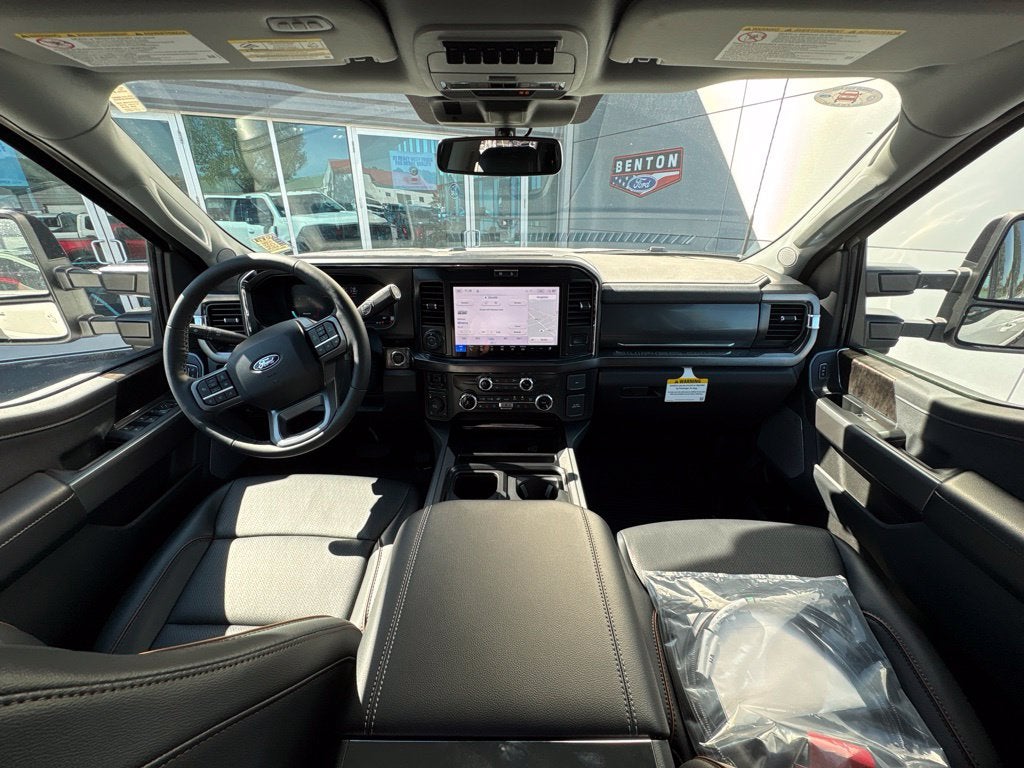 2027 Ford F-350SD Lariat