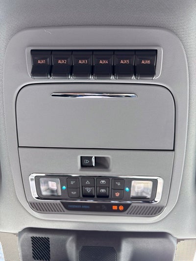 2027 Ford F-350SD Lariat