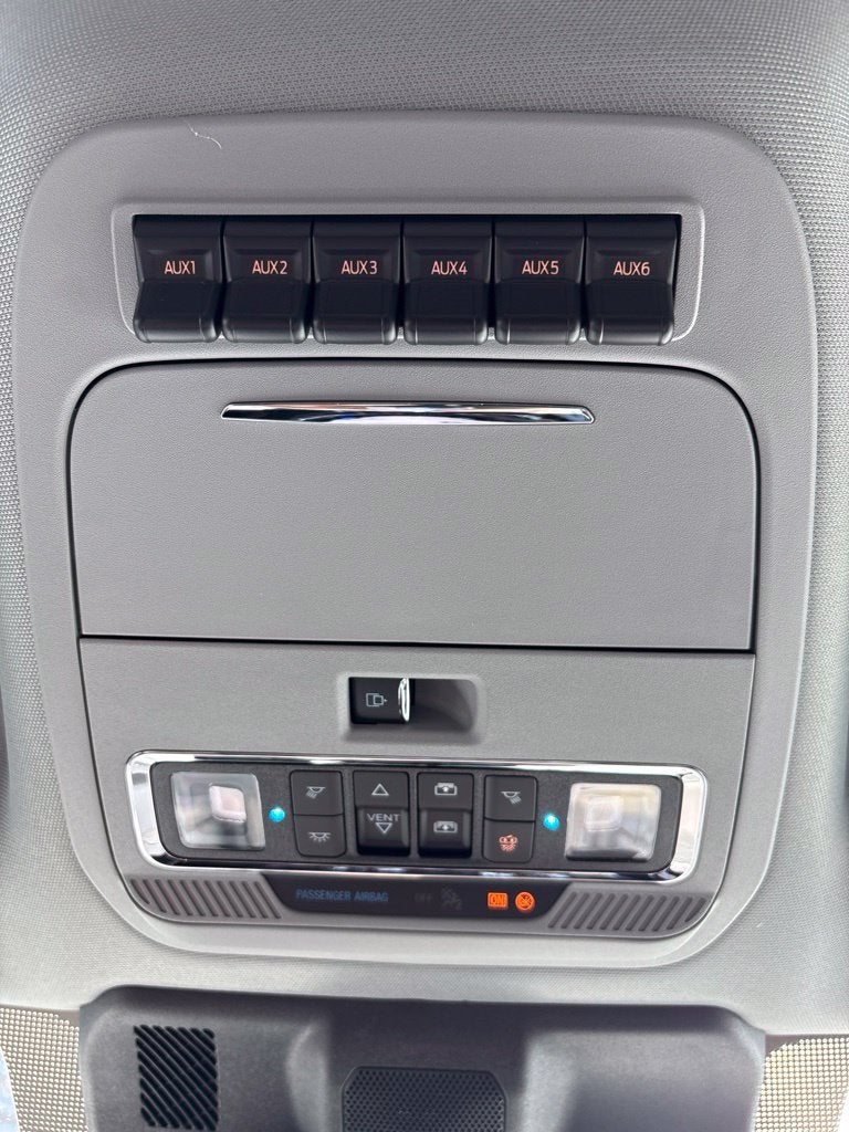 2027 Ford F-350SD Lariat