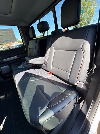 2027 Ford F-350SD Lariat