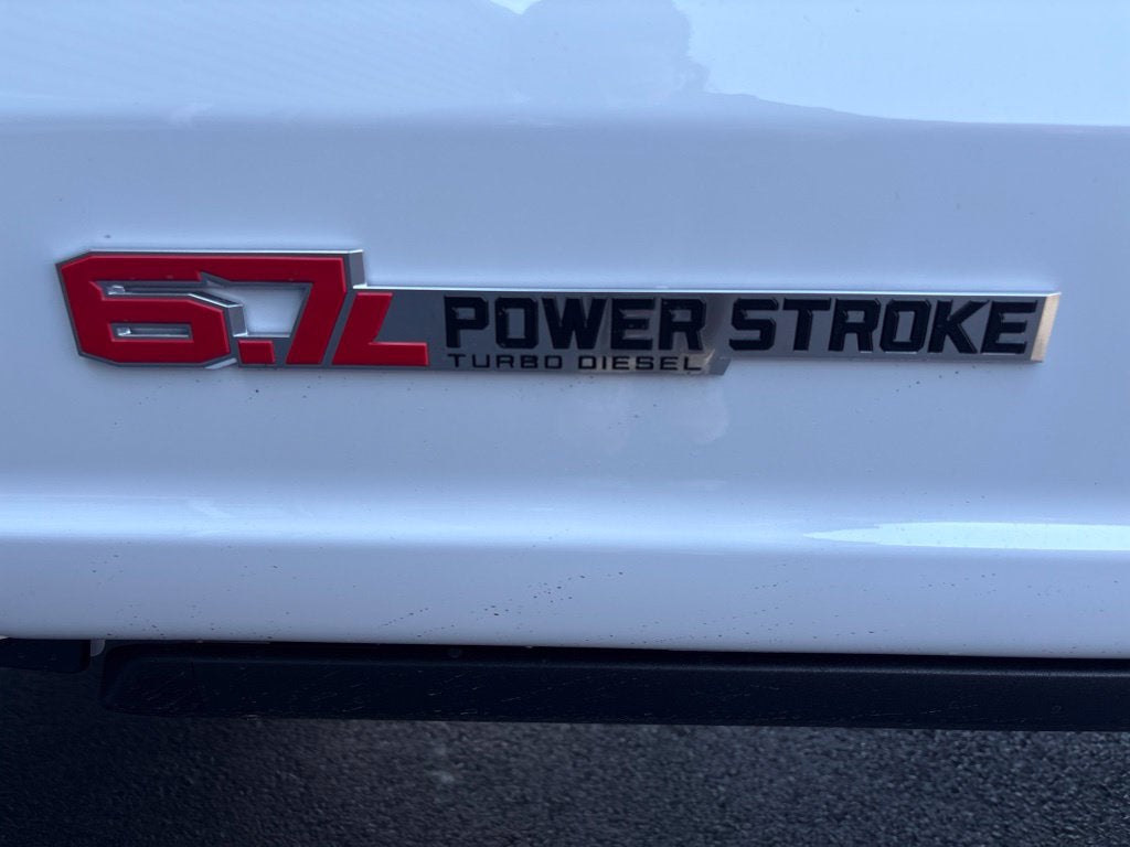 2027 Ford F-350SD Lariat