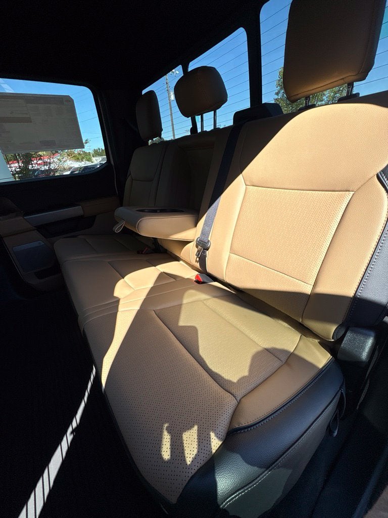 2027 Ford F-350SD Lariat