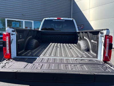 2027 Ford F-350SD Lariat
