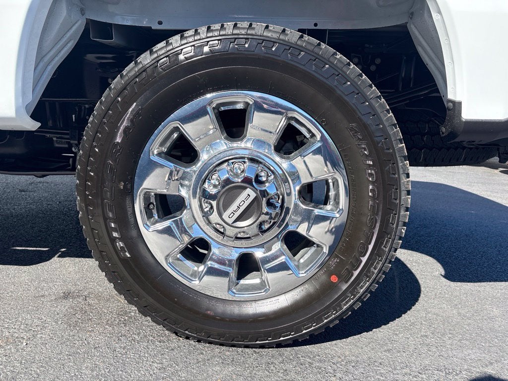 2027 Ford F-350SD Lariat